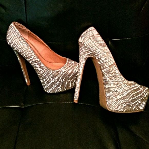 Steve Madden Shoes - Steve Madden High Heeled Shoes